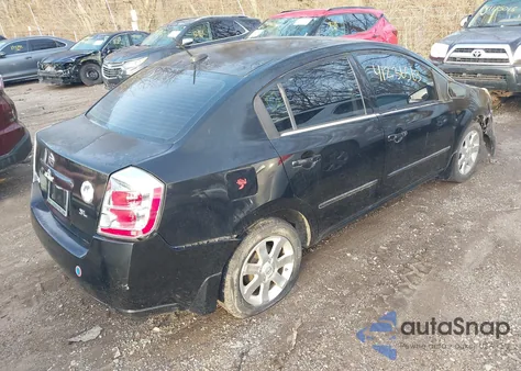 2008 Nissan Sentra 2.0Sl z USA, uszkodzony, nr VIN 3N1AB61E28L687088